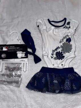 MLB Los Angeles Dodgers Infant Girl Dressy Onesie Set - White & Navy